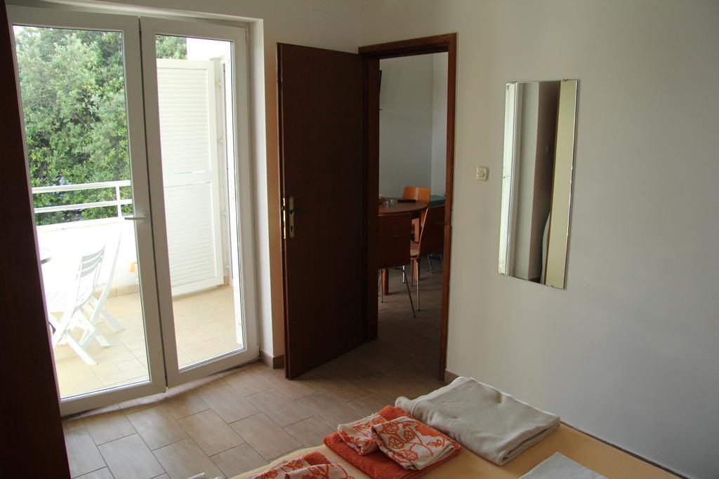 Apartment Alice Novalja Exterior foto